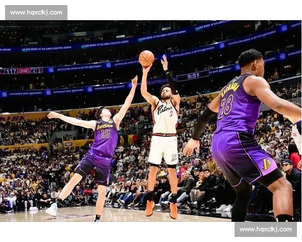 活塞对决热火青春碰撞老牌强队攻防博弈之夜东部焦点胜负悬念走向